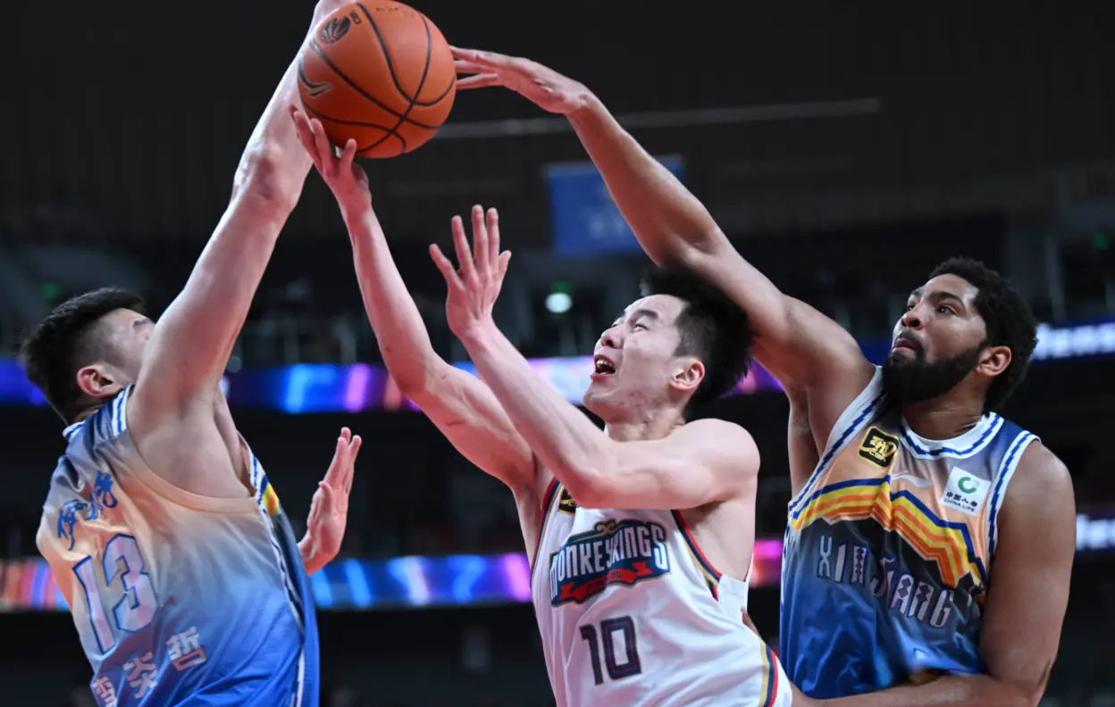 南京同曦球, 执着于个人 南京同曦球, 执着于个人